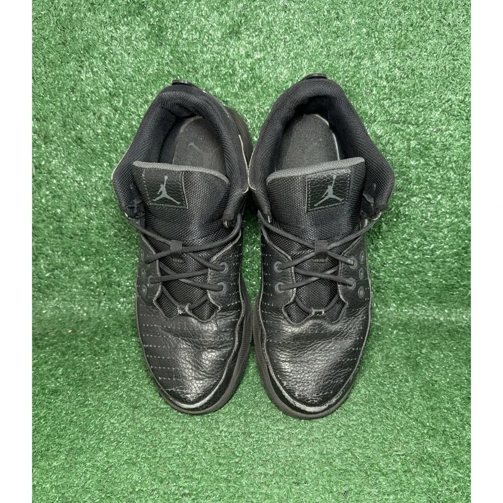 Air Jordan Max Aura 5 Mens Size 9.5 Black Basketball Shoes Sneakers DZ4353-001